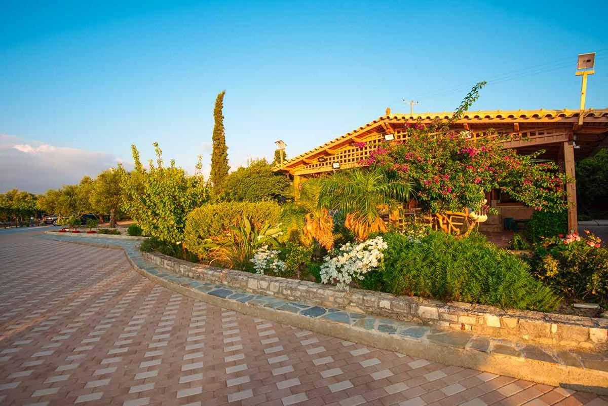 Stonehouse Olivelia - Afrathias Beach Tympáki Exterior foto